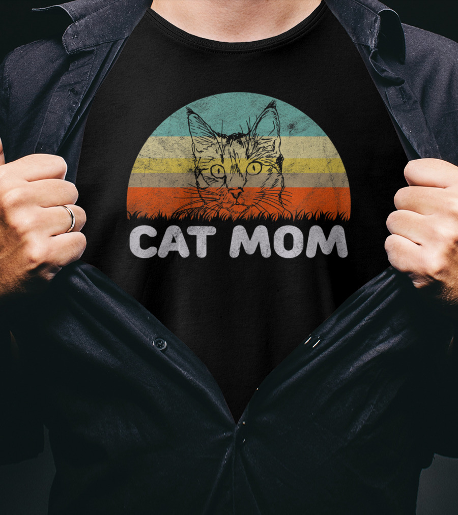 Retro Style Cat Mom With Vintage Sunset Stripes T-Shirt
