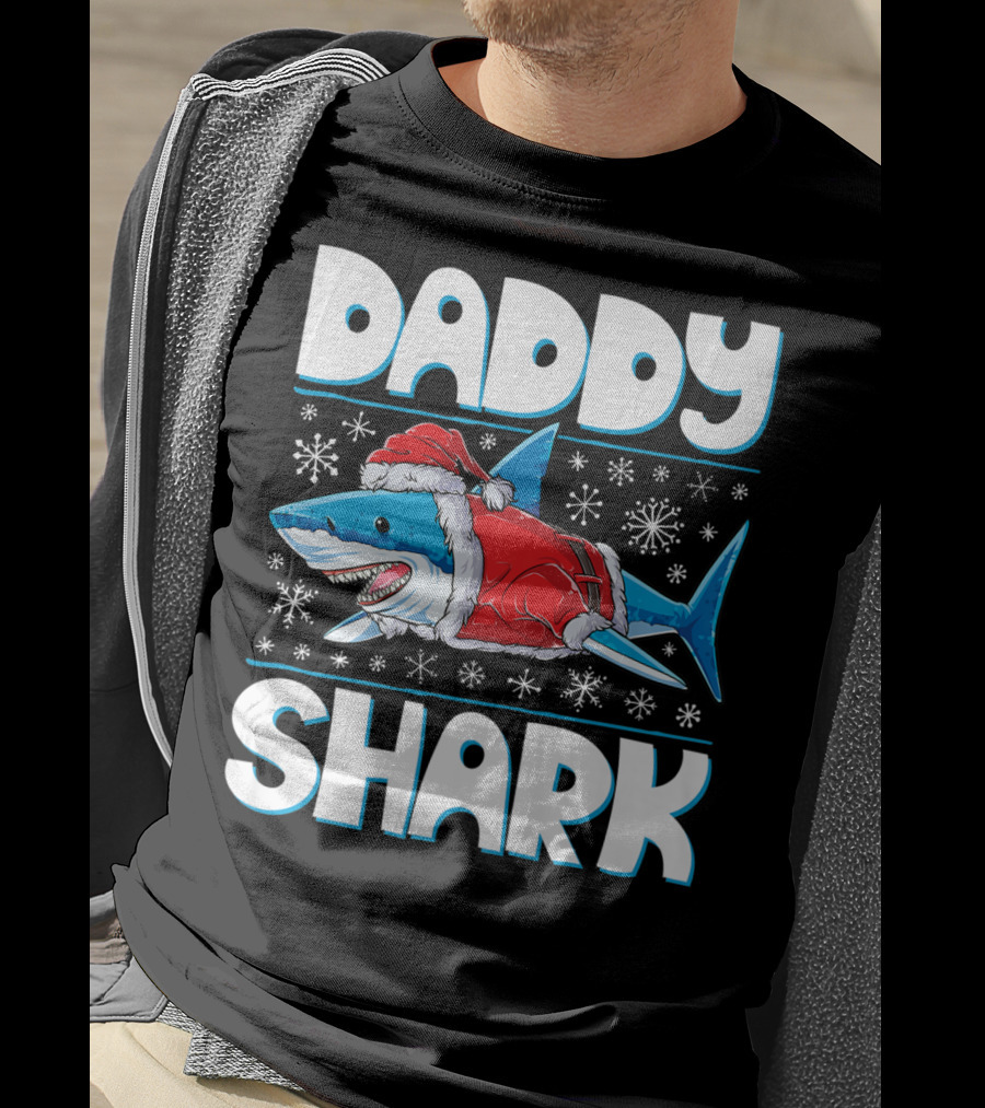 Daddy Shark Santa Christmas Snowflakes T-Shirt