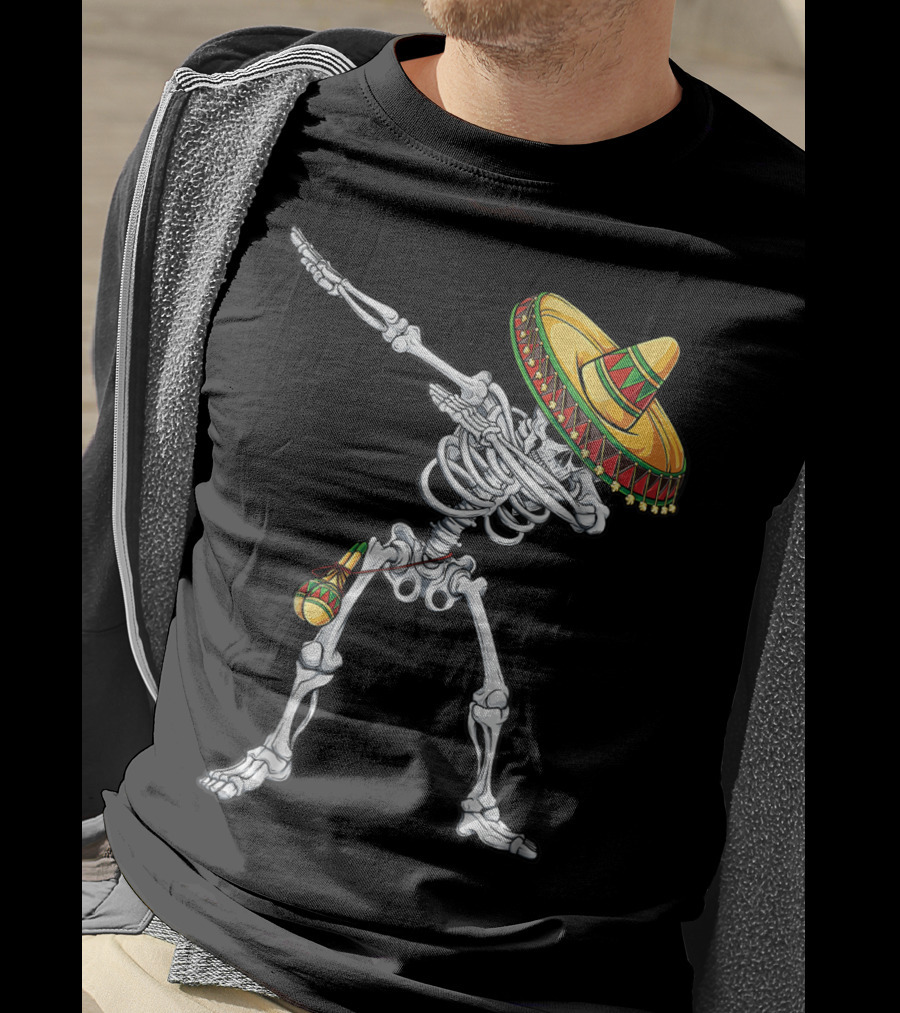 Cinco De Mayo Dabbing Skeleton With Sombrero And Maracas T-Shirt