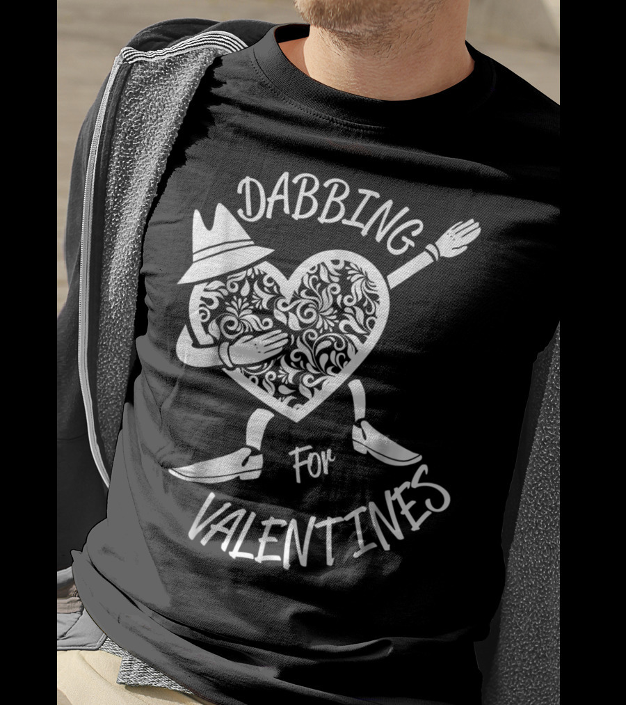 Dabbing For Valentines Heart Day Boyfriend T-Shirt