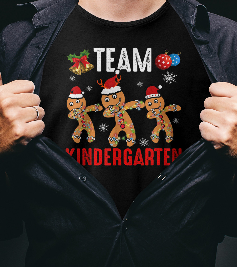 Team Kindergarten Gingerbread Dabbing Christmas Ornaments Snowflakes T-Shirt