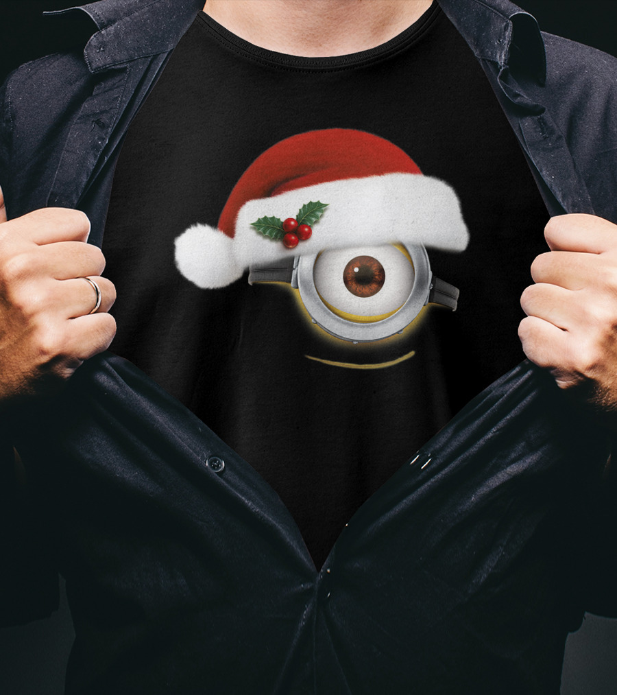 Despicable Me Minions Christmas Santa Hat Holiday T-Shirt