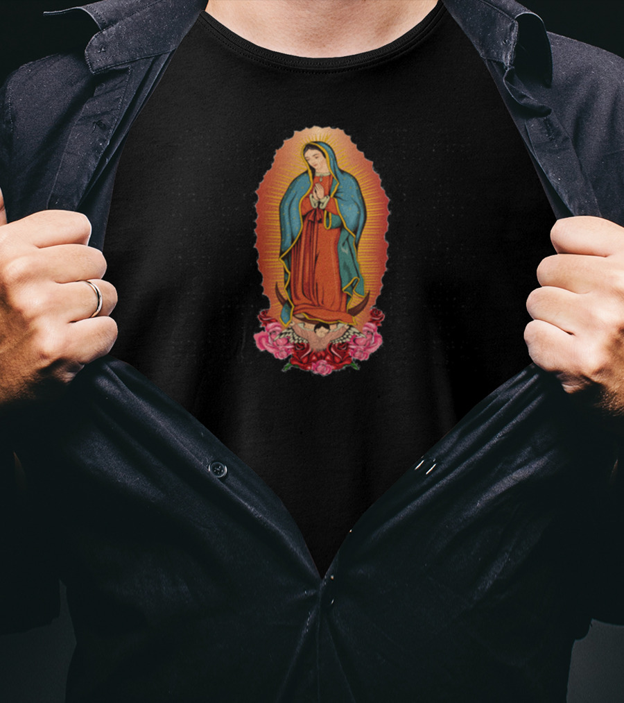 Diciembre Virgen De Guadalupe Iconic Image T-Shirt