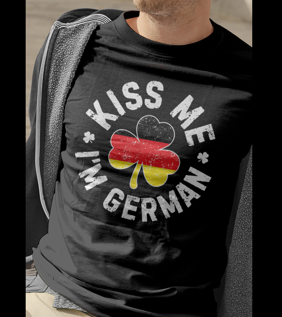 Kiss Me I'm German Clover St Patricks Day Germany T-Shirt