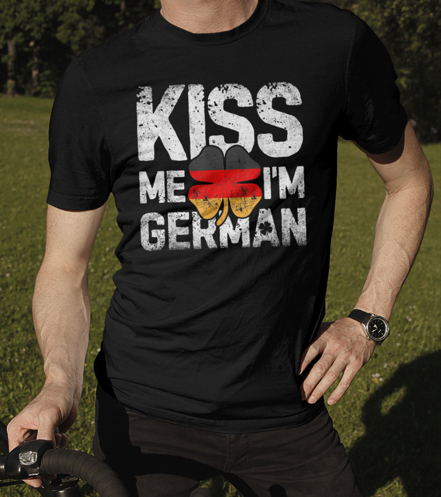 Kiss Me I'm German St Patricks Day Clover Flag T-Shirt