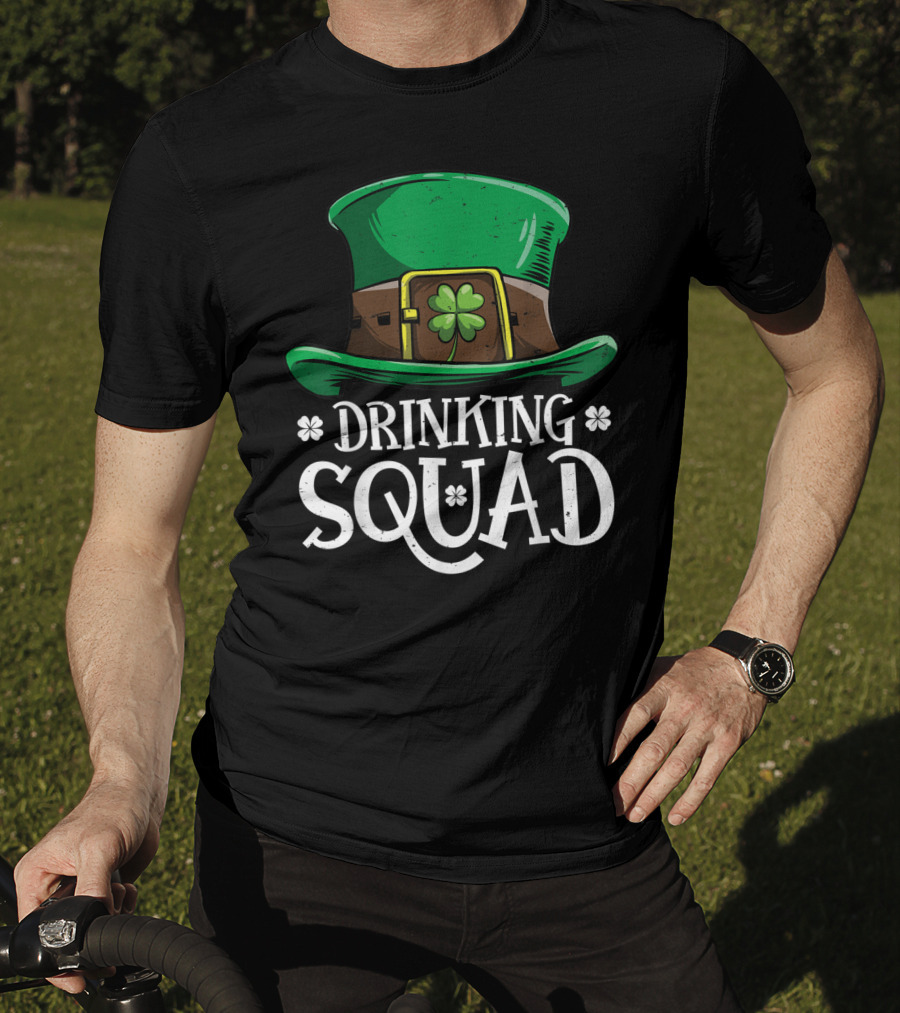 Drinking Squad Leprechaun St Patricks Day Men T-Shirt
