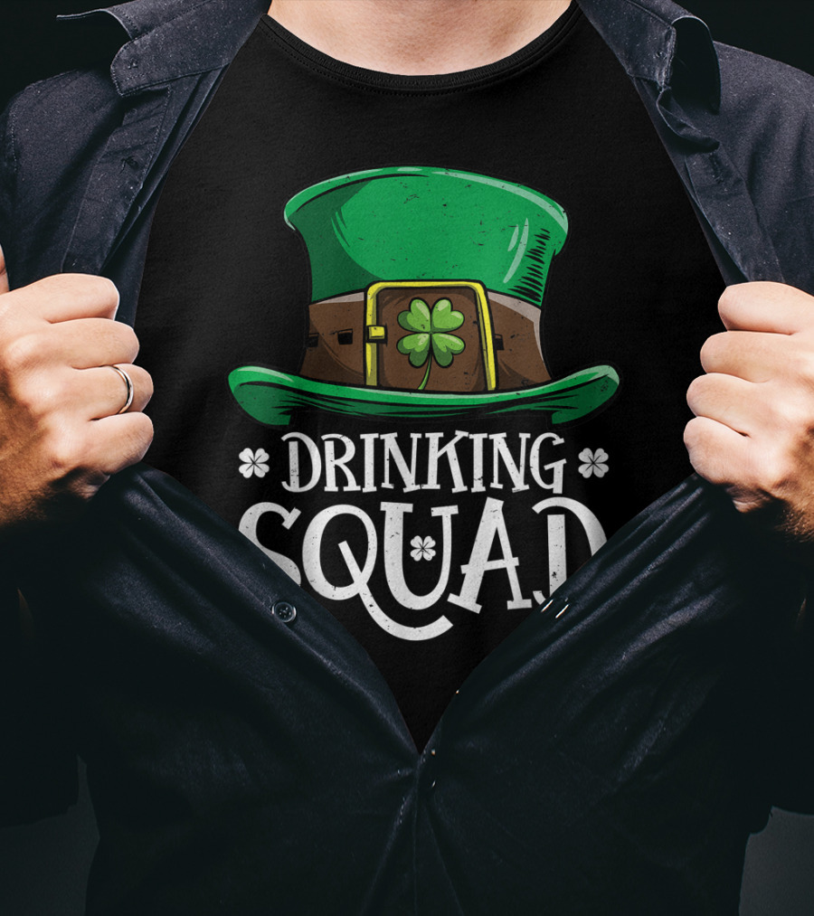 Drinking Squad Leprechaun St Patricks Day Men T-Shirt