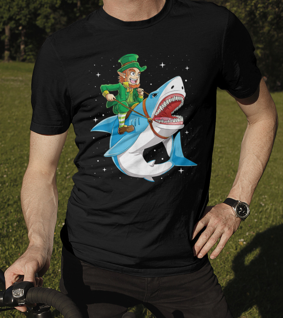 Leprechaun On Great White Shark With Starry Background T-Shirt