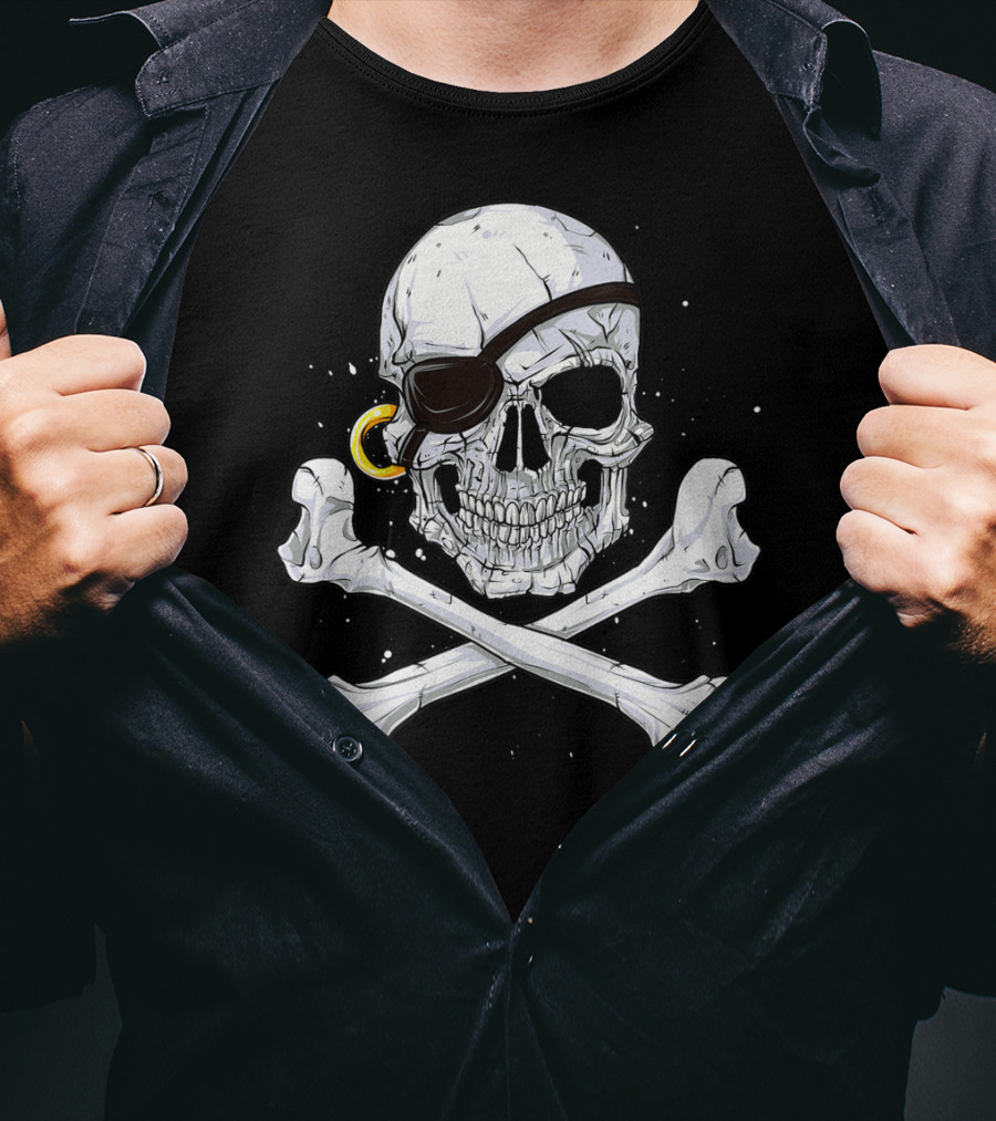 Jolly Roger Skull Crossbones Pirate Eye Patch Gold Earring T-Shirt