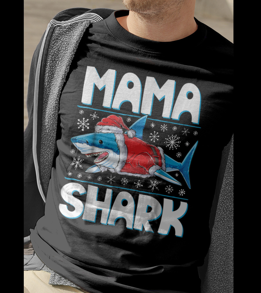 Mama Shark Santa Festive Snowflakes T-Shirt