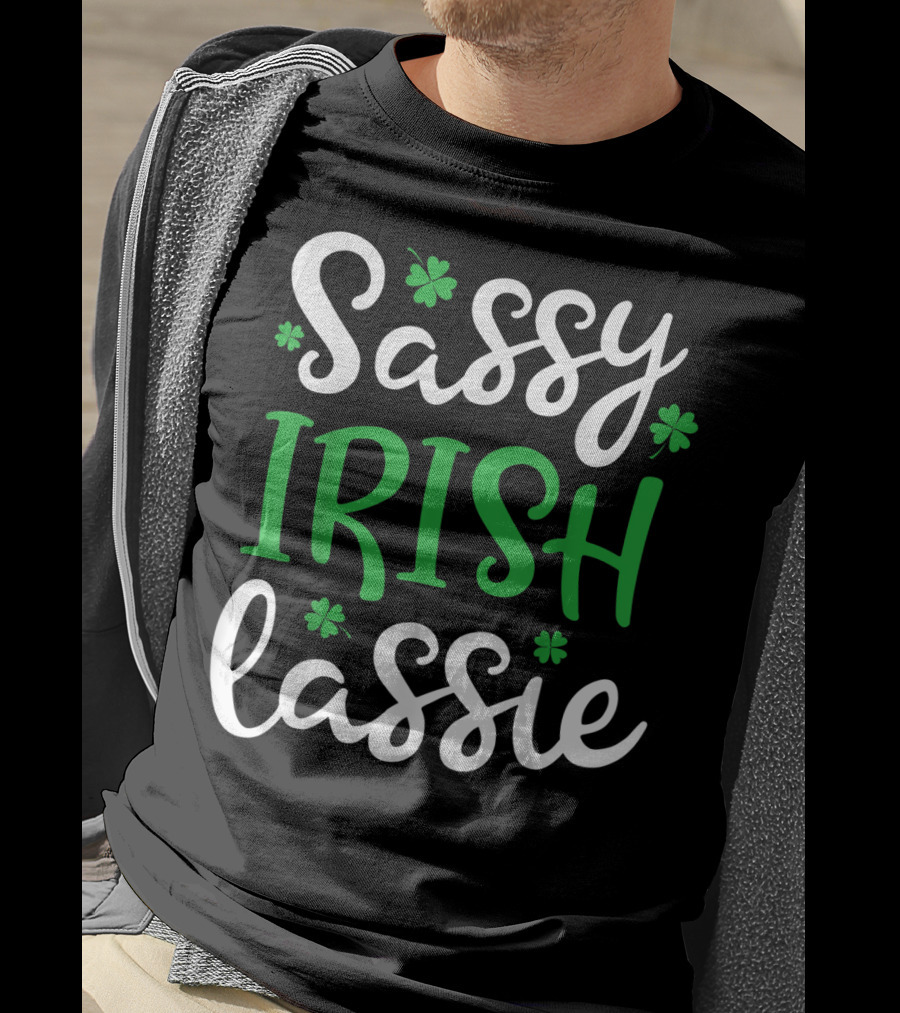 Sassy Irish Lassie St Patricks Day Irish Girls Shamrock OY T-Shirt