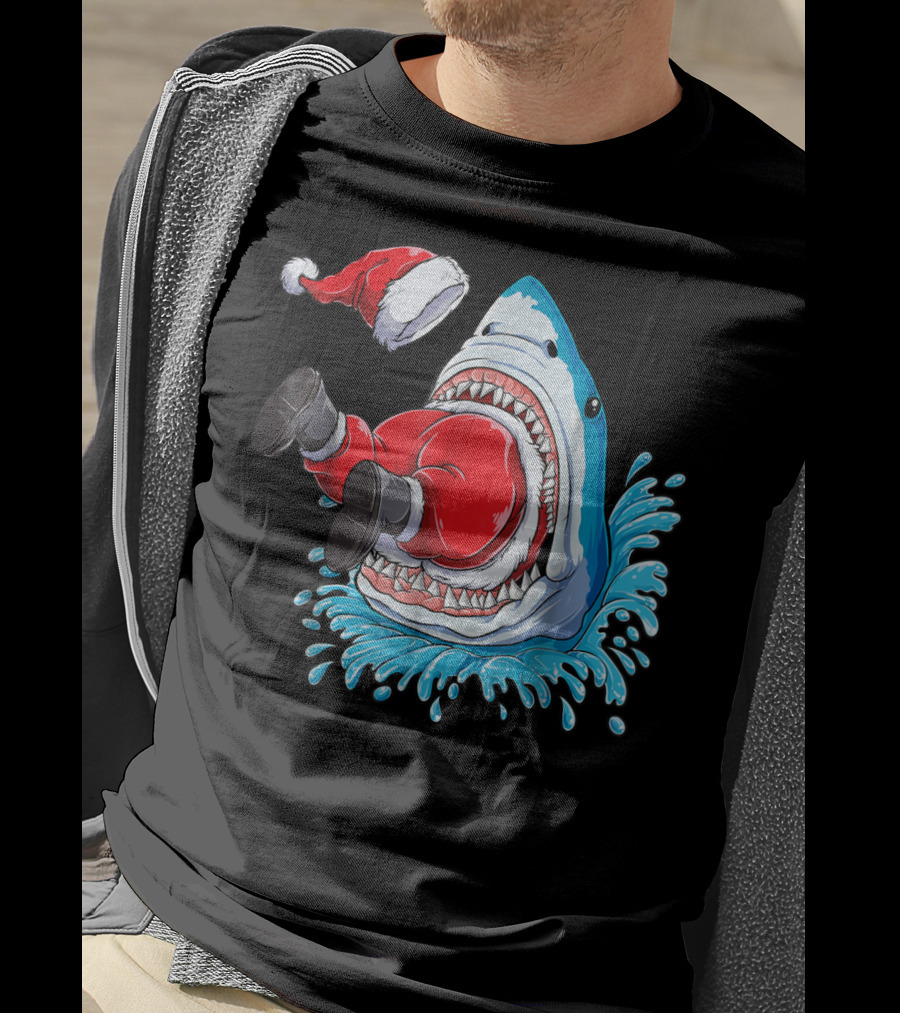 Merry Sharkmas Santa Claus Shark Christmas Holiday Fun T-Shirt