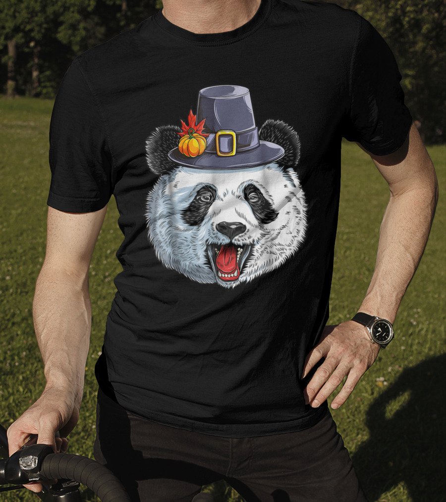 Thanksgiving Panda In Pilgrim Hat With Pumpkin And Leaves T-Shirt