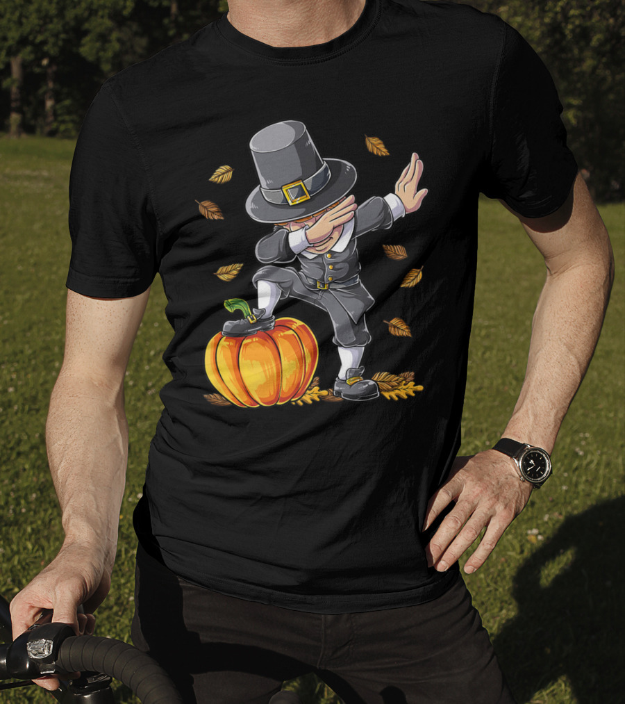 Thanksgiving Dabbing Pilgrim Boy Pumpkin Autumn Leaves T-Shirt