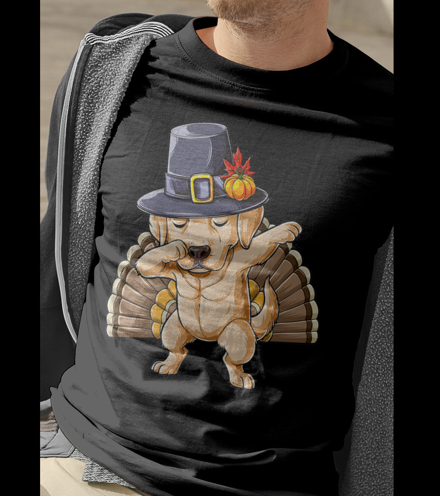 Thanksgiving Dabbing Labrador Wearing Pilgrim Hat With Turkey Tail T-Shirt