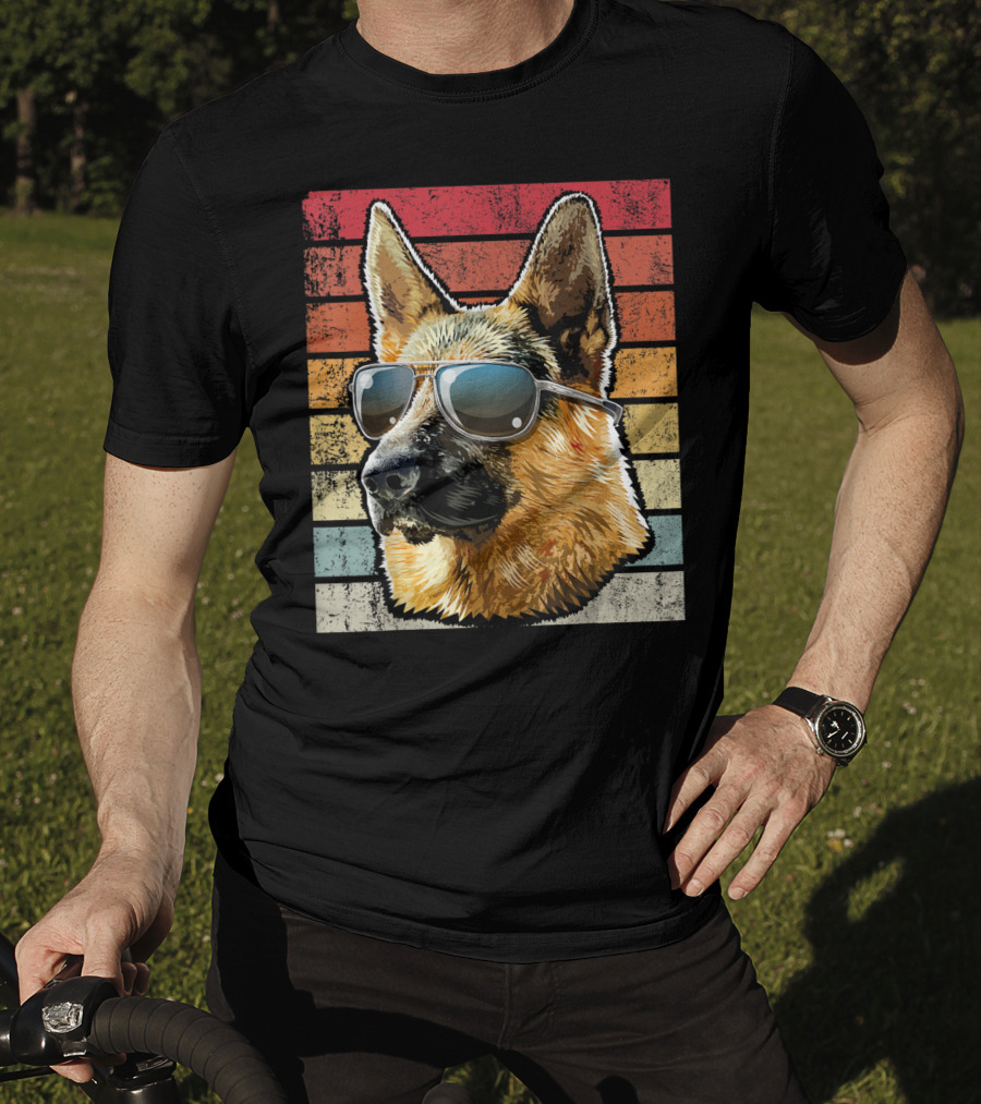 Retro Vintage German Shepherd Wearing Sunglasses T-Shirt