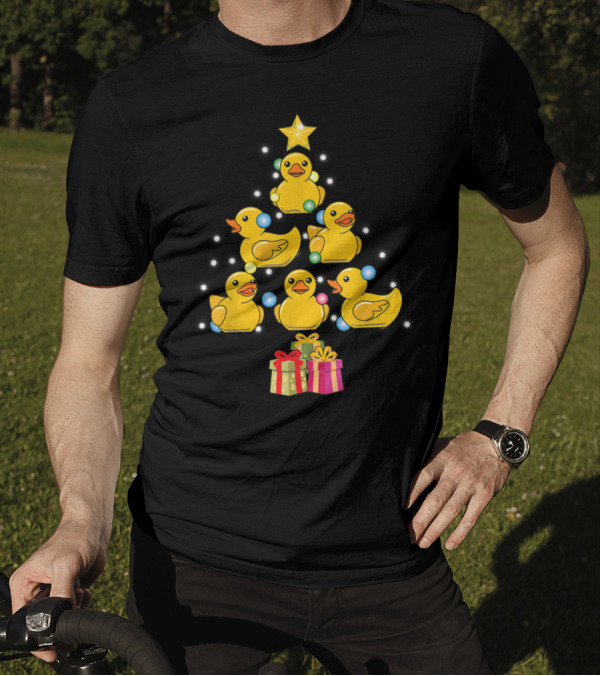 Rubber Duck Christmas Tree With Star And Presents T-Shirt