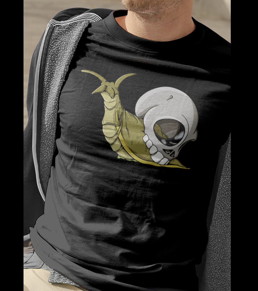 Skullug Funny Mix Skull With Slug Shell T-Shirt