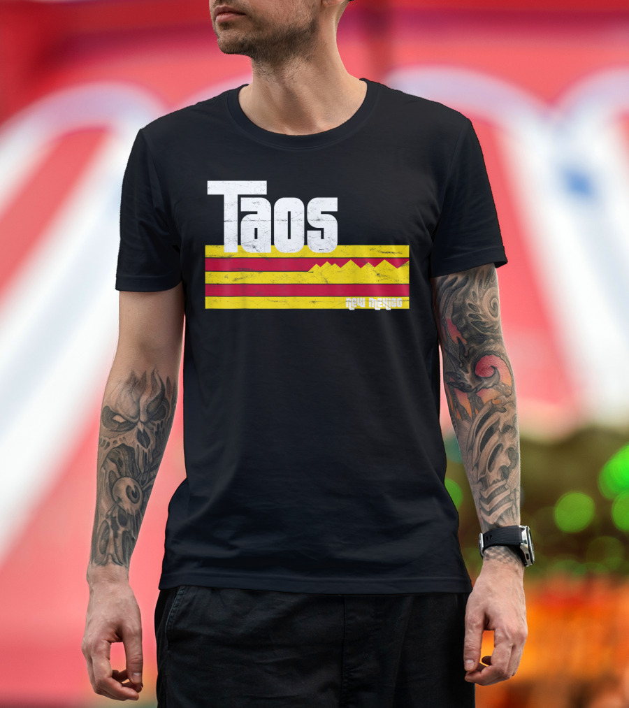 Taos New Mexico Vintage Mountain Stripes Skiing Hiking T-Shirt