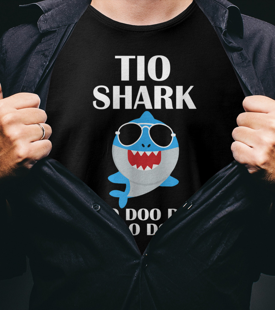 Tio Shark Sunglasses Doo Doo Doo Doo Doo T-Shirt