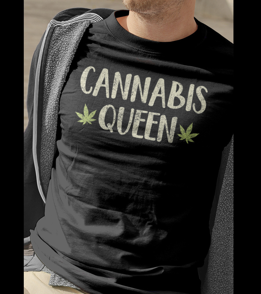 Cannabis Queen Weed Stoner Girl T-Shirt