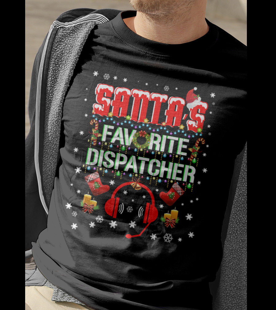 Santa's Favorite Dispatcher Headset Christmas Snowflakes Candles Stockings T-Shirt