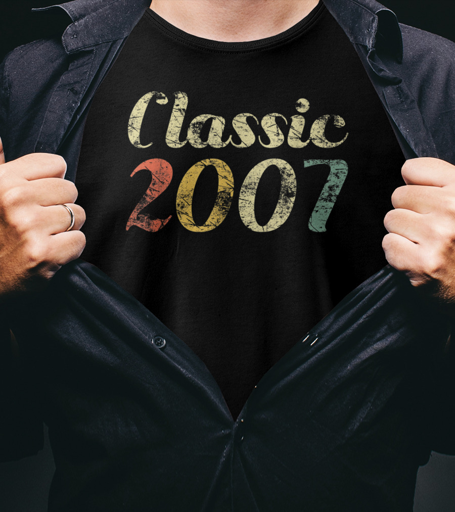Classic 2007 Birthday Girls Born 2007 T-Shirt