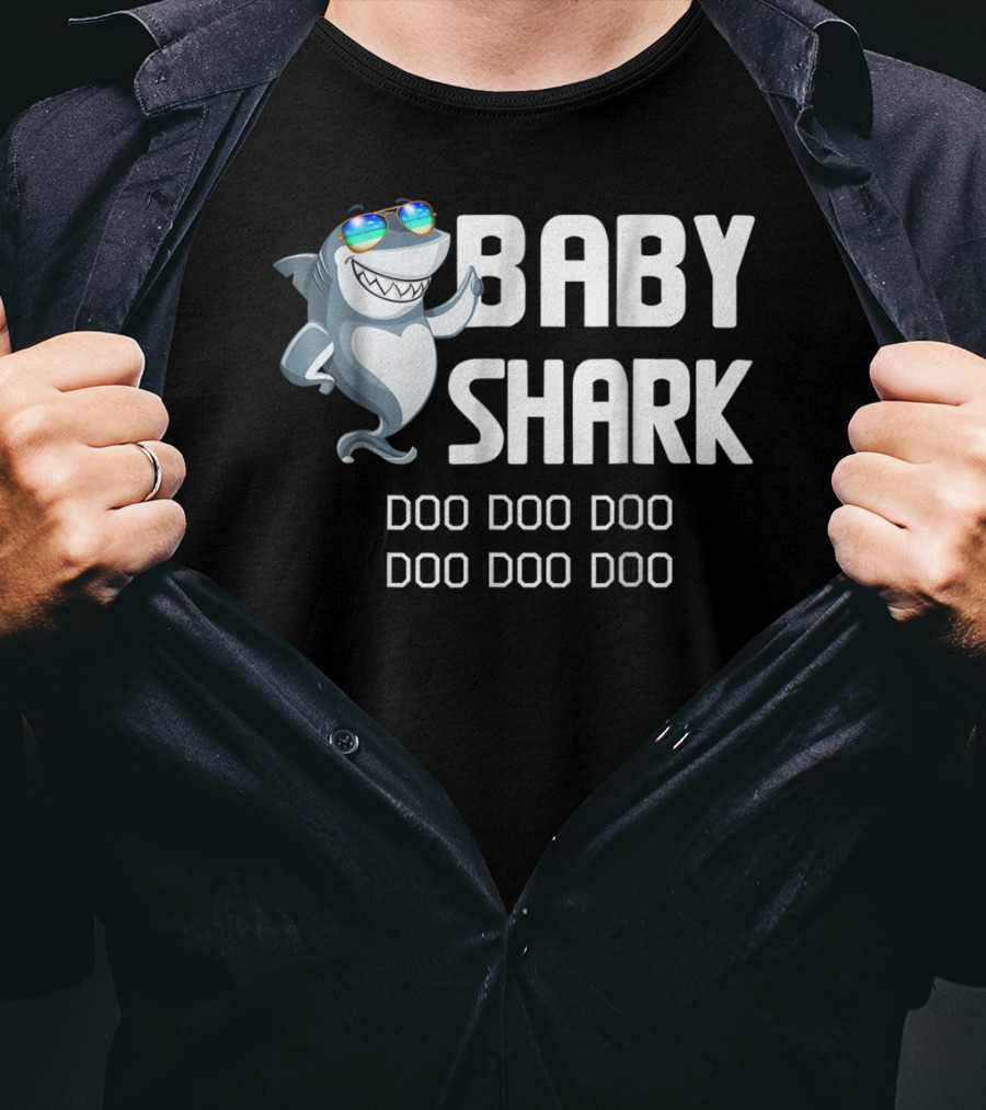 Baby Shark Doo Doo Doo Sunglasses Cool Fun T-Shirt