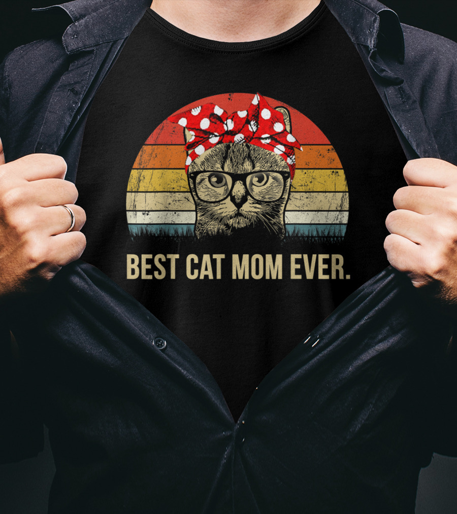 Best Cat Mom Ever Vintage Retro Graphic Cat MomyGift T-Shirt