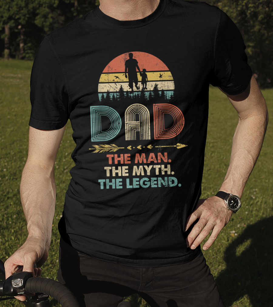 Dad The Man The Myth The Legend Vintage Papa Silhouette Retro Sunset Forest Arrow T-Shirt