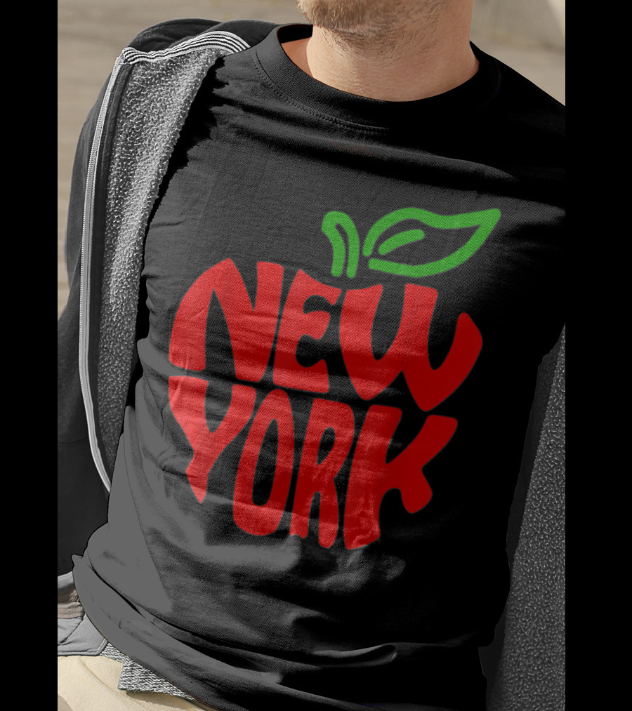 New York Big Apple Red Typography With Green Leaf T-Shirt