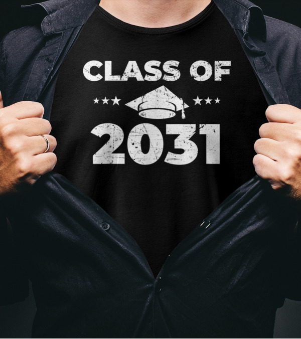 CLASS OF 2031 GRADUATION CAP FIRST DAY SCHOOL STARS T-Shirt