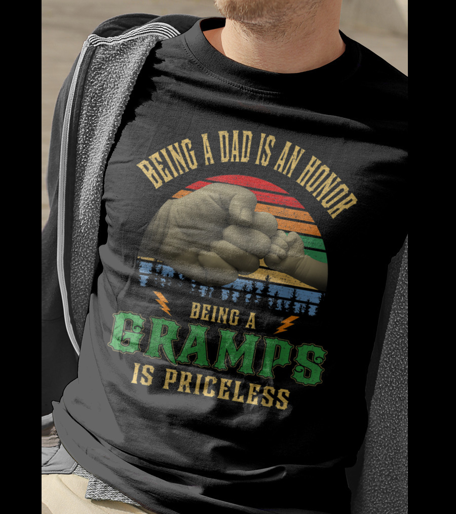 Being A Dad Is An Honor Being A Gramps Is Priceless Fist Bump Retro Circle T-Shirt