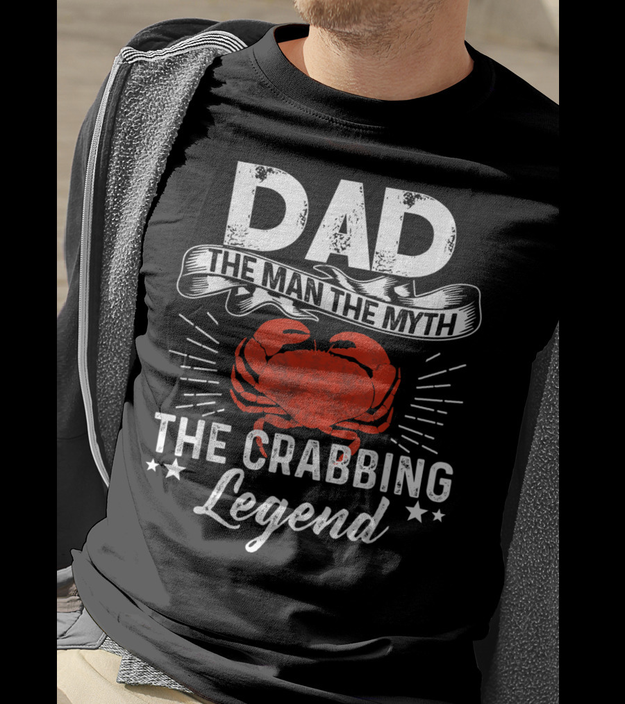 Dad The Man The Myth The Crabbing Legend Red Crab Stars Burst T-Shirt