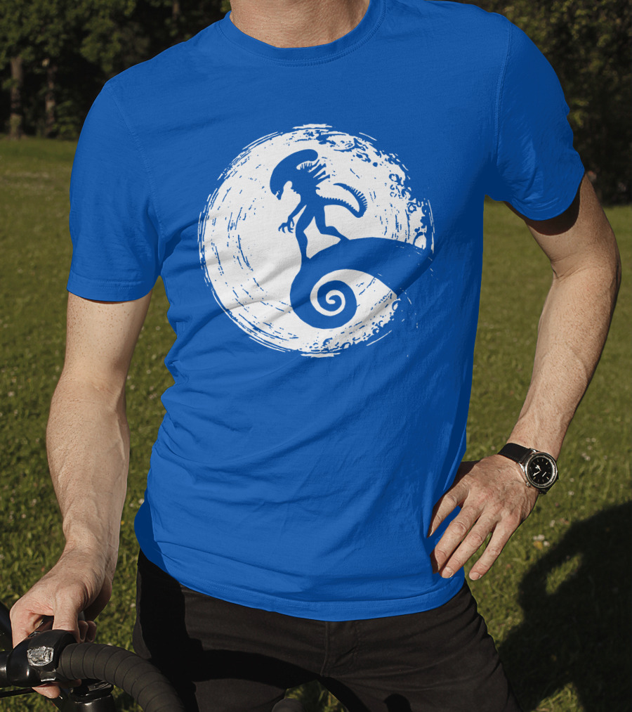 Nightmare On LV 426 Alien Meets Spiral Moon Scene T-Shirt