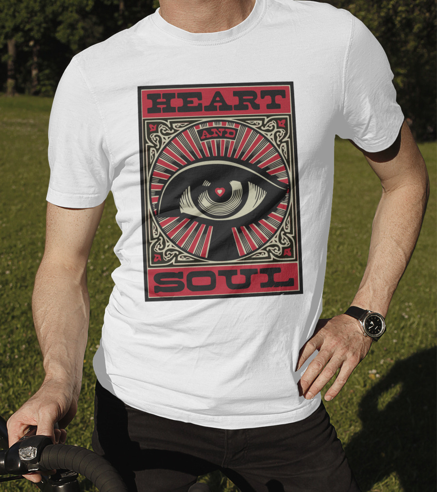 Heart And Soul Eye Art Radiating Love T-Shirt