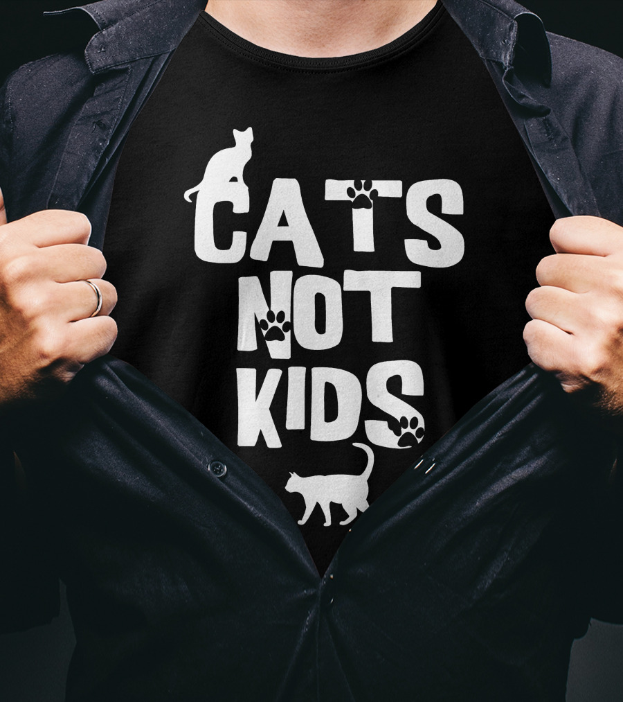 Cats Not Kids Paw Prints T-Shirt