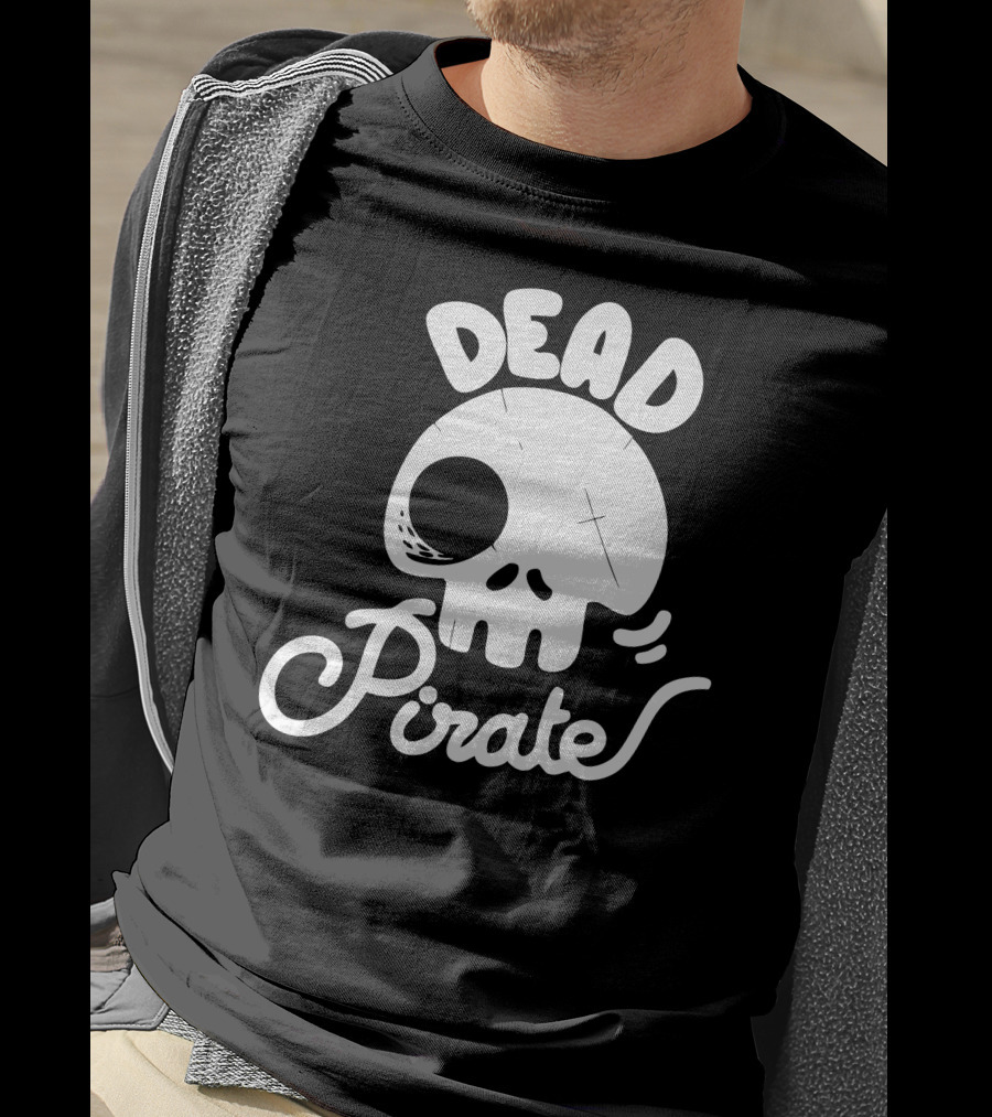 DEAD PIRATE Skull T-Shirt