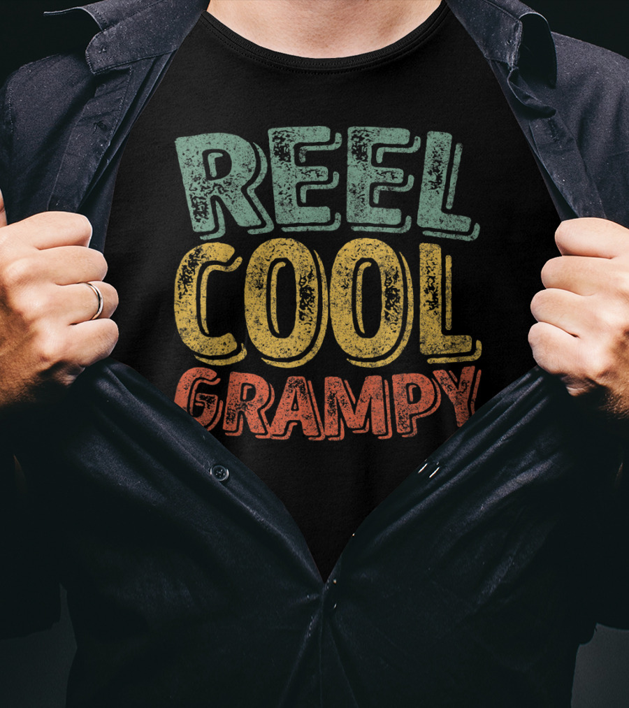 Reel Cool Grampy Mens Perfect Xmas Fisherman T-Shirt