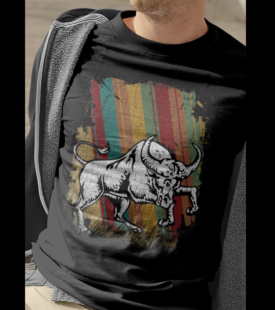 Retro Distressed Grunge Buffalo With Vintage Color Stripes T-Shirt