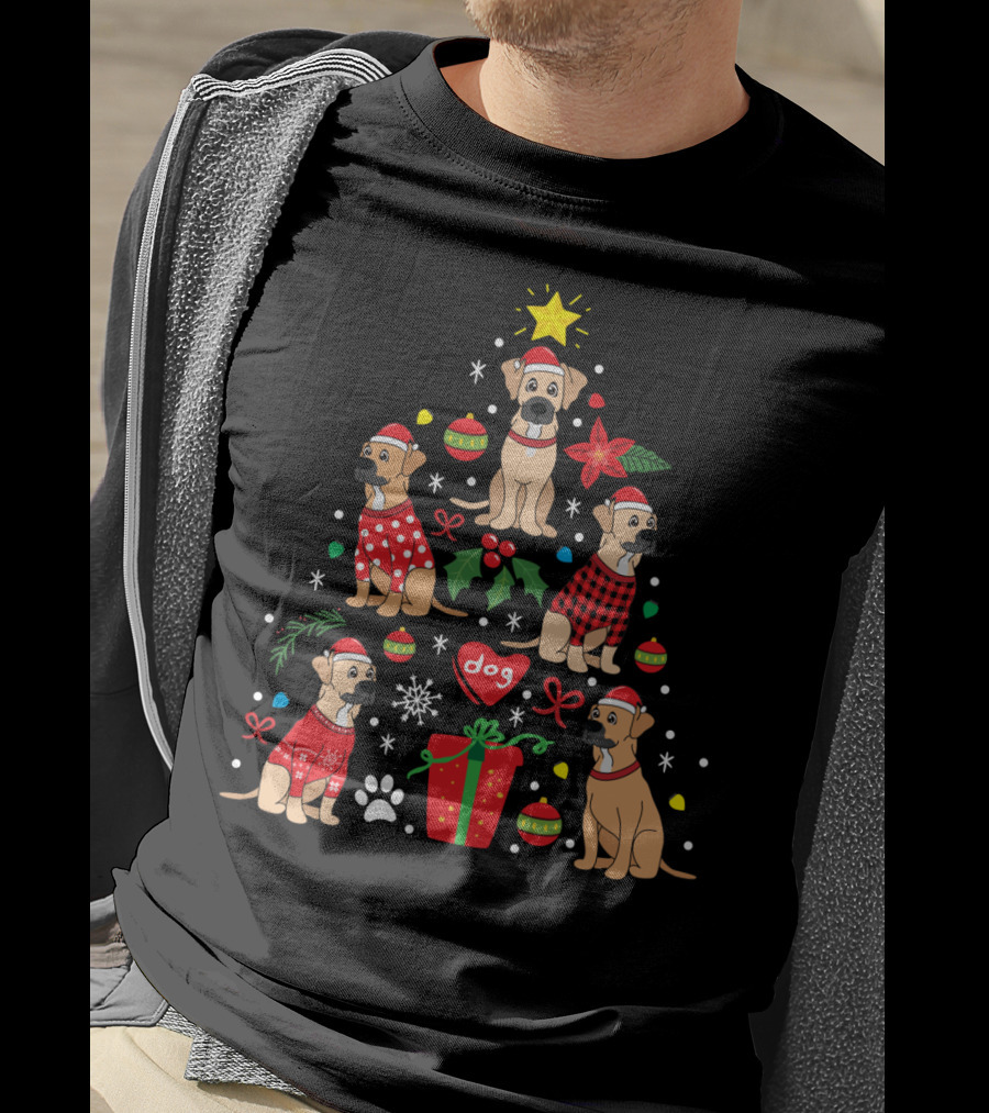 Black Mouth Cur Dog Christmas Tree T-Shirt