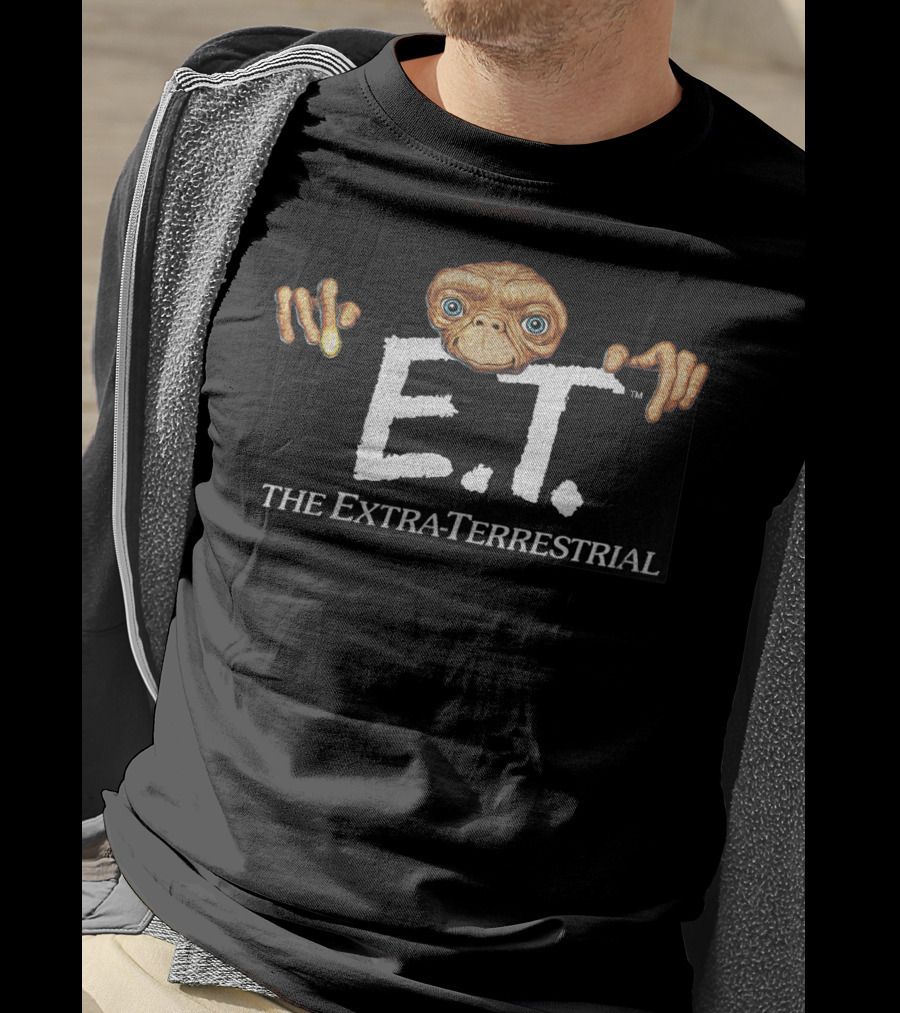 E.T. The Extra-Terrestrial Movie Icon Holding Sign T-Shirt