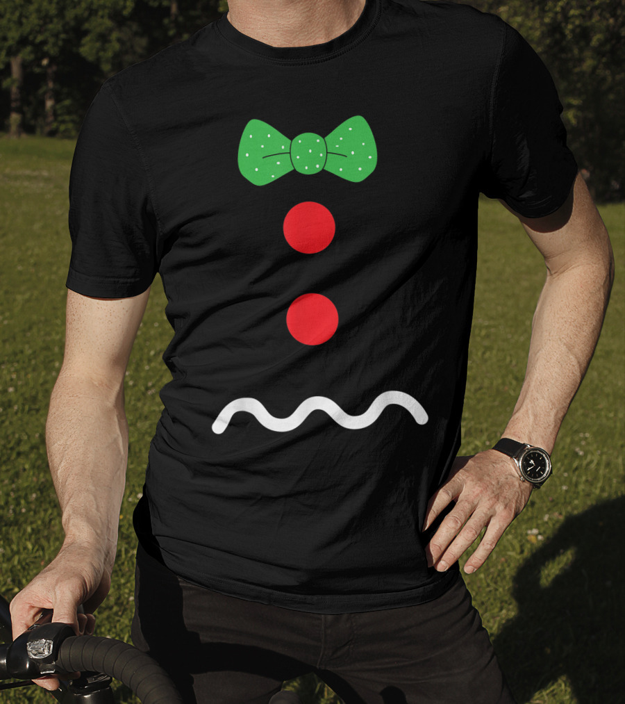 Funny Gingerbread Man Christmas Holiday Bow Tie Buttons T-Shirt