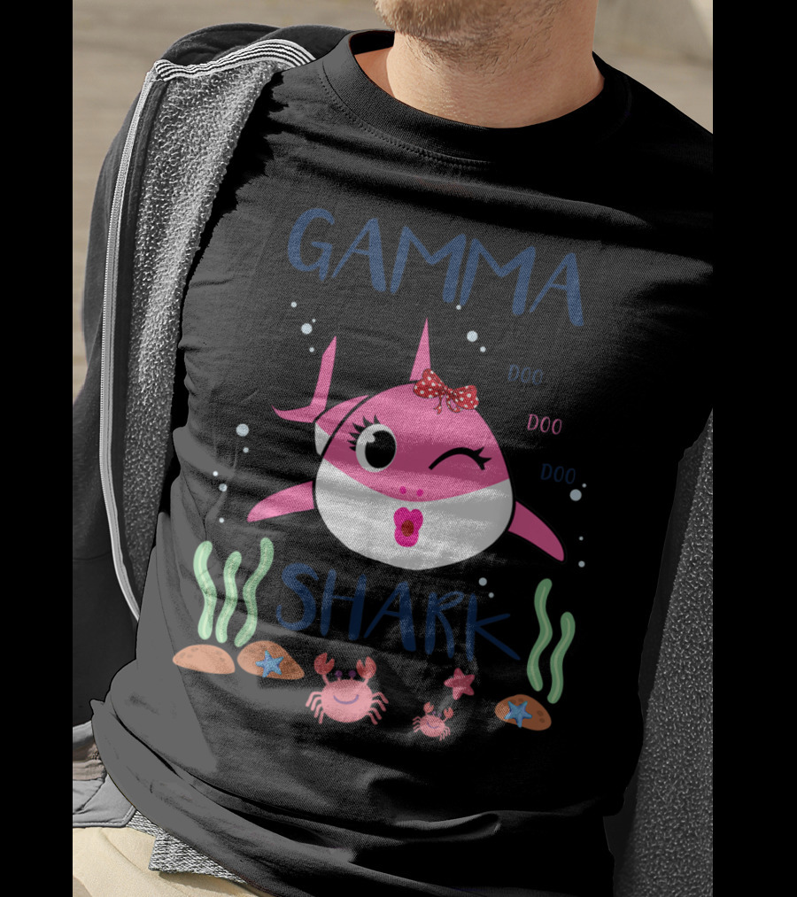 Gamma Shark Doo Doo Doo Winking Pink Shark With Bow And Marine Life T-Shirt