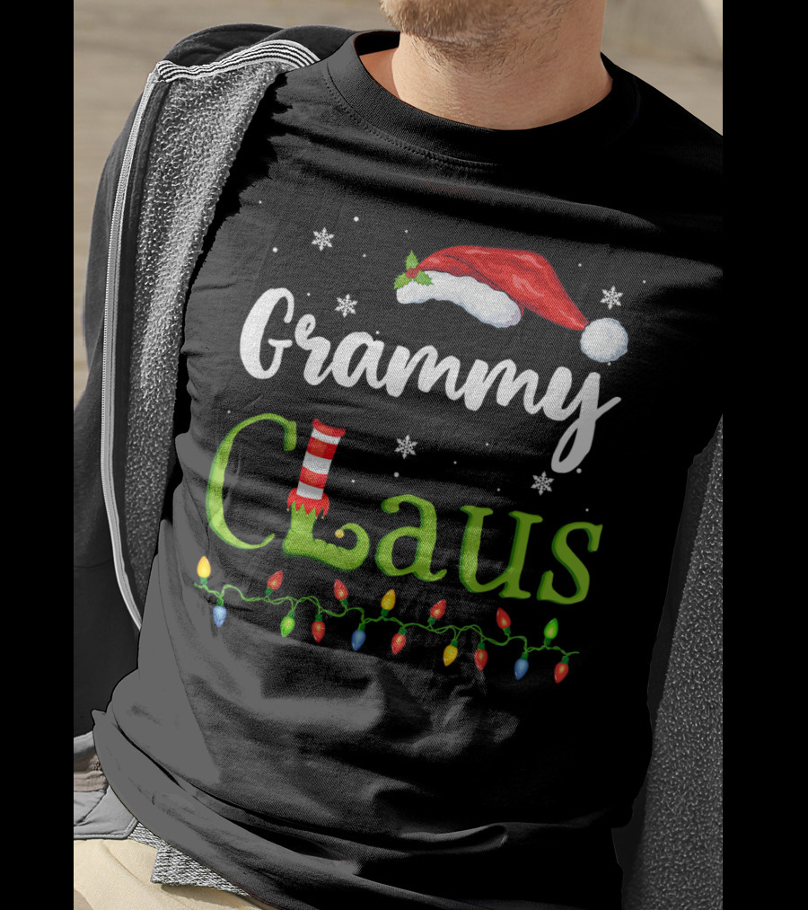 Grammy Claus Santa Grandma With Elf Shoe And Christmas Lights T-Shirt