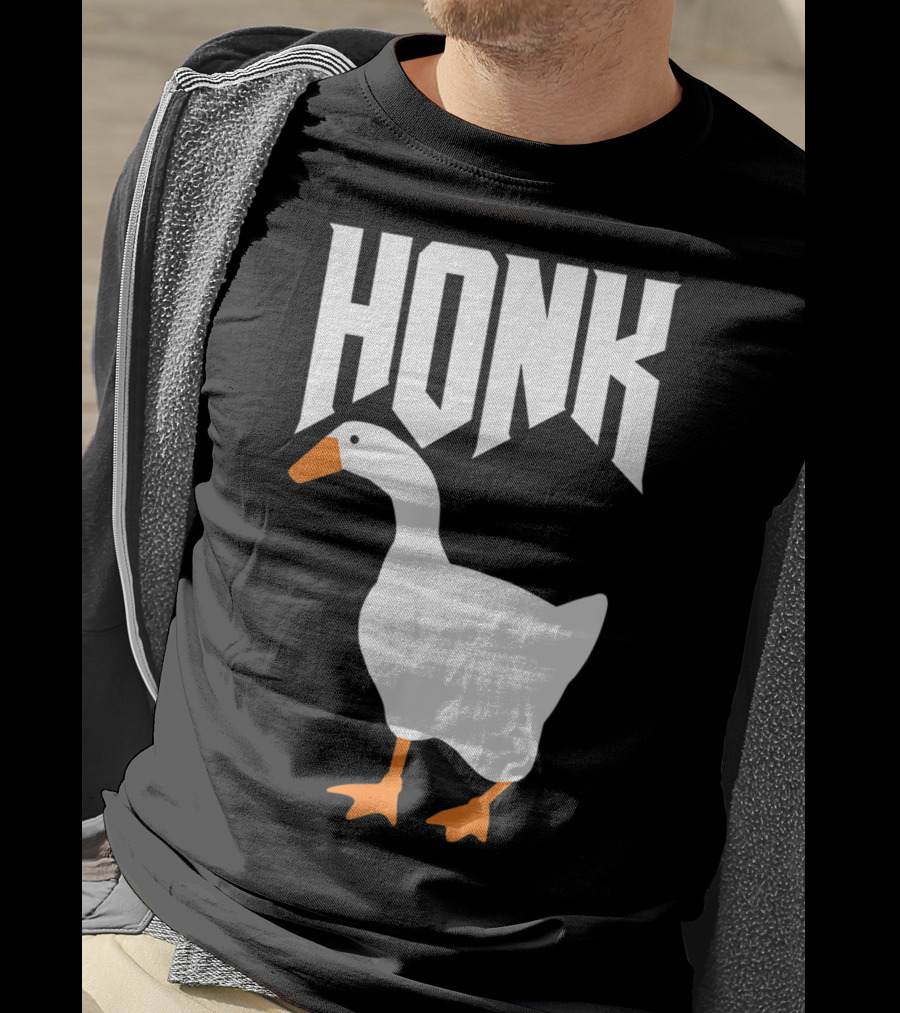 Honk Goose Funny Video Gamer Untitled Goose Game T-Shirt