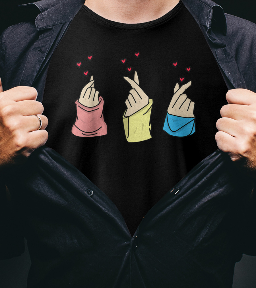 Oppa Korean Finger Heart Sign Cute Kpop Aesthetic With Colorful Sweaters T-Shirt