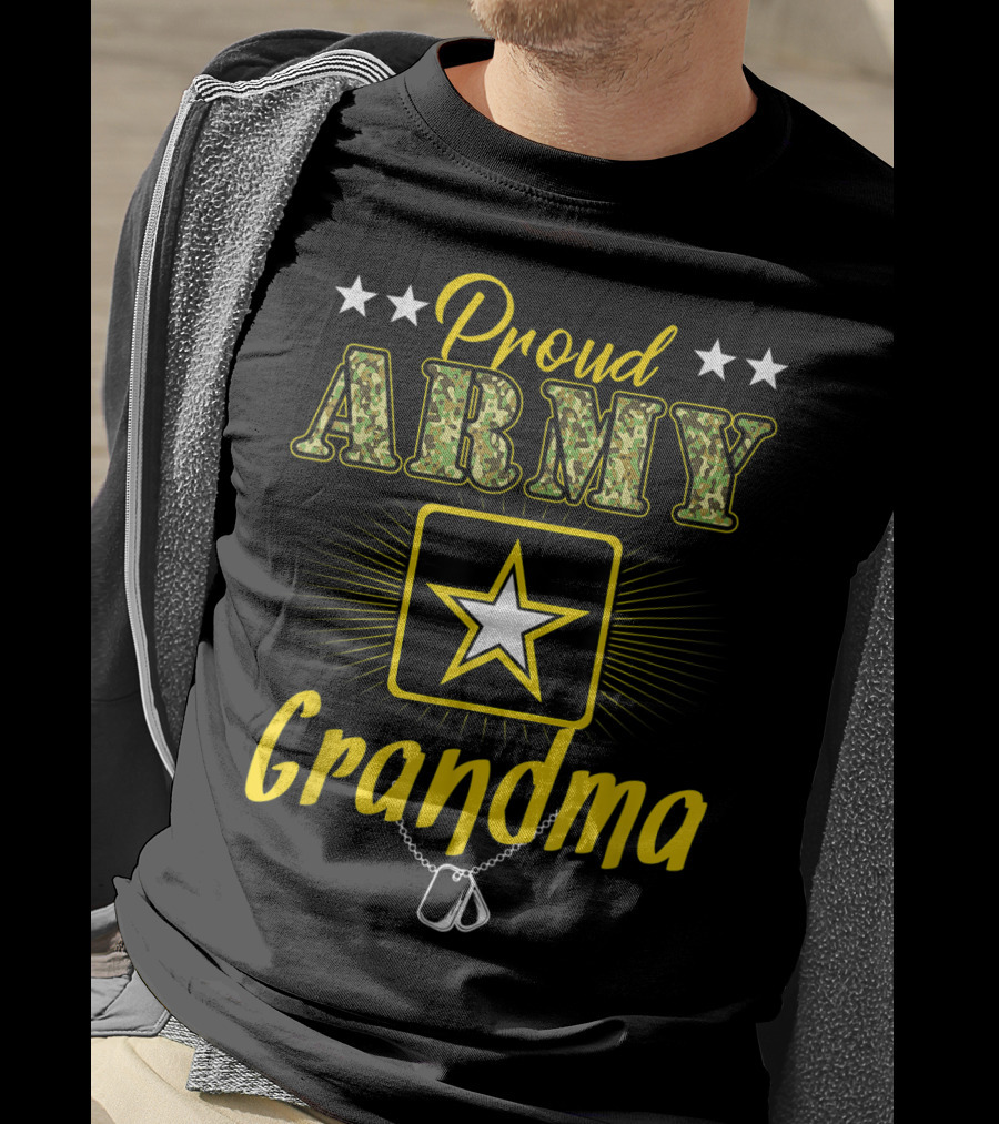 Proud Army Grandma Military Star Emblem Dog Tags T-Shirt