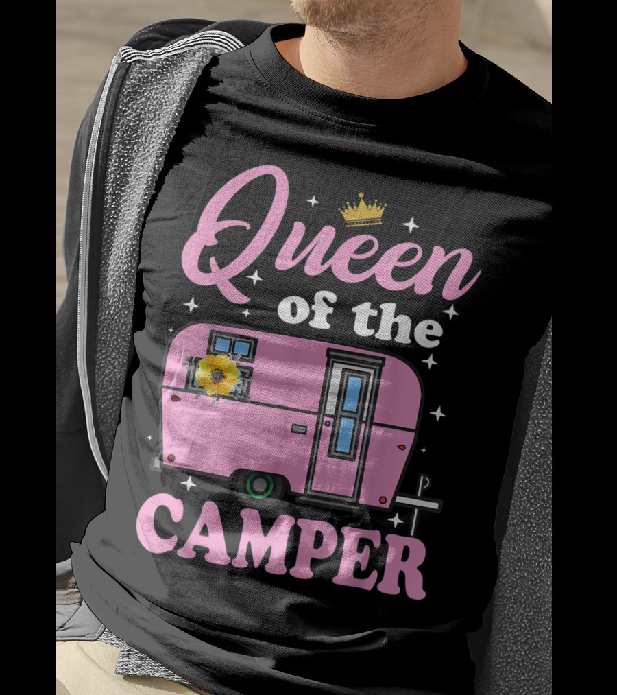 Queen Of The Camper Crowned Floral Retro Caravan Camping Outdoor T-Shirt