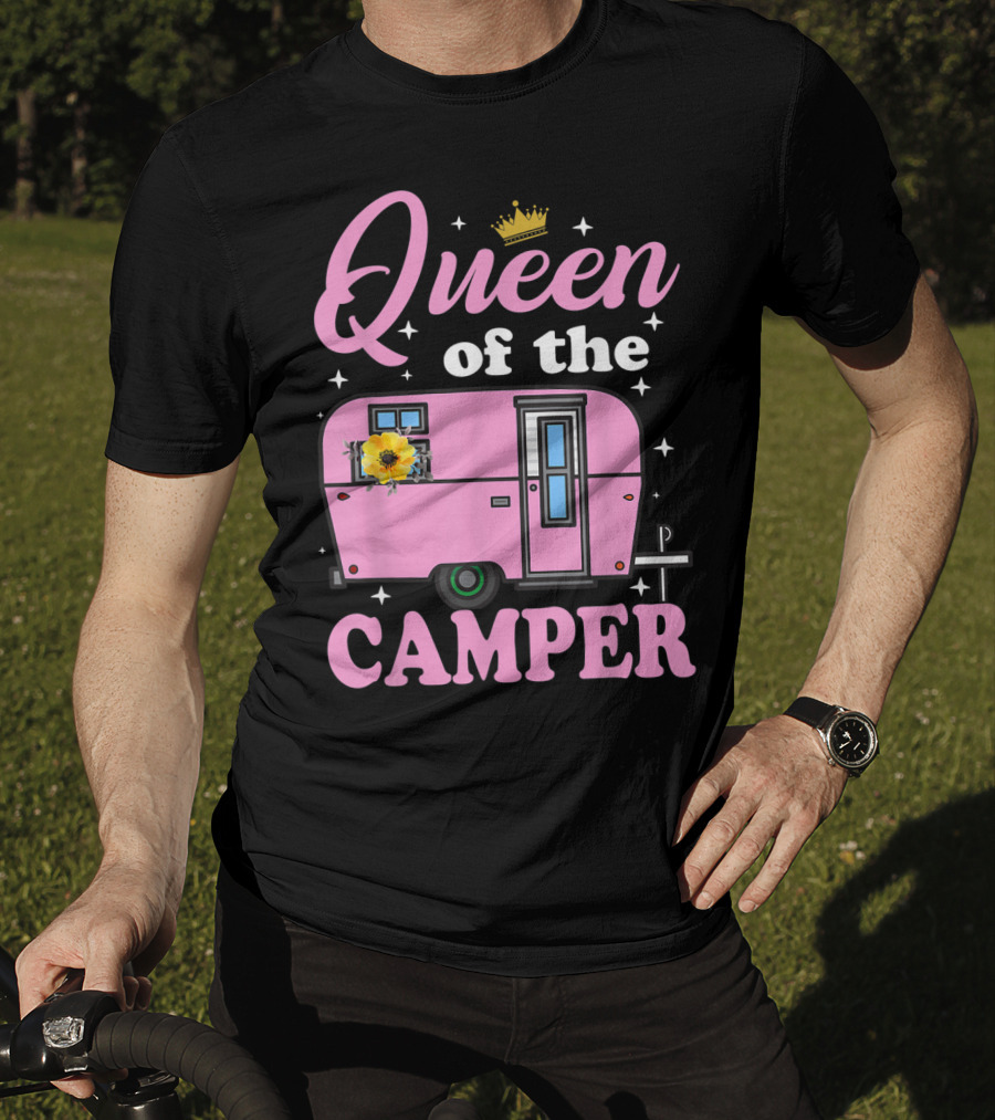 Queen Of The Camper Crowned Floral Retro Caravan Camping Outdoor T-Shirt